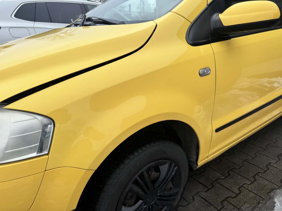 VW Fox original Kotfl&uuml;gel vorn links LY1C Sonnengelb Bj.2007